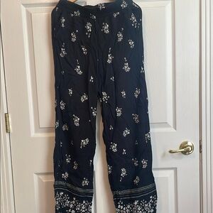 H&M Black Floral Pants